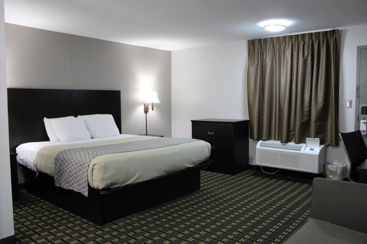 Savannah Inn - Savannah I-95 North พอร์ทเวนท์เวิร์ธ ภายนอก รูปภาพ